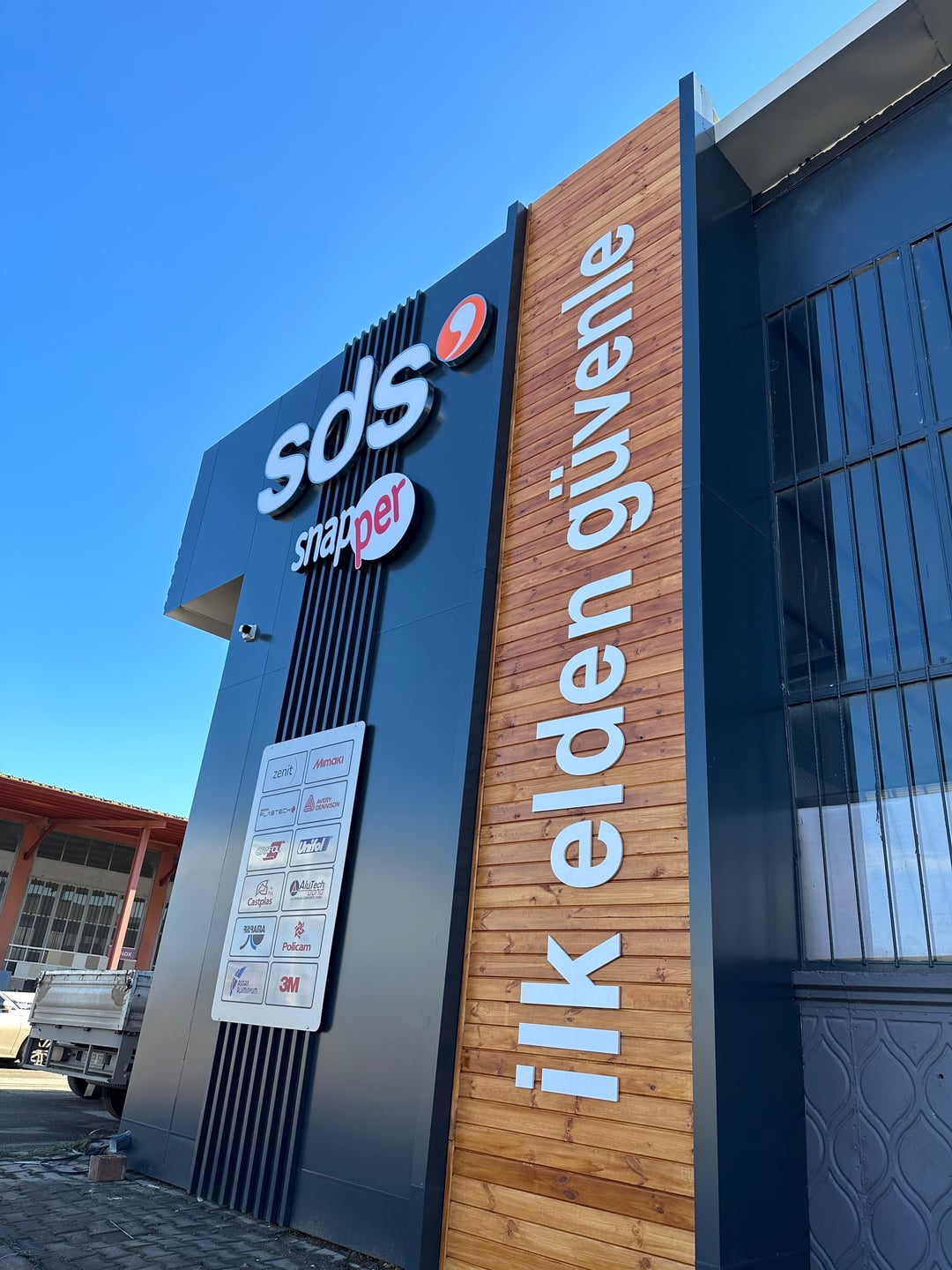 SDS Snapper Industrial Plant Signage Alim Reklam
